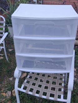 3 drawer Storage Unit