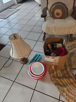 Free lamp and kitchen stuff
