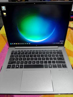 LOCAL SELLER HP 14" like new Laptop 16gb ram 512 SSD
