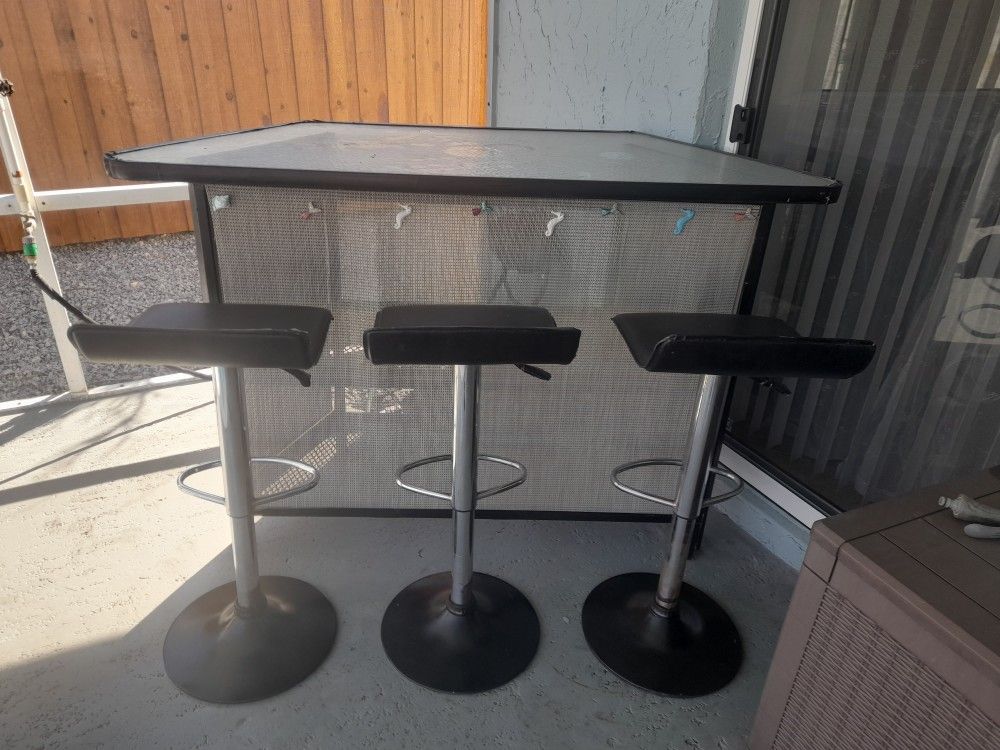 Outdoor Bar Patio