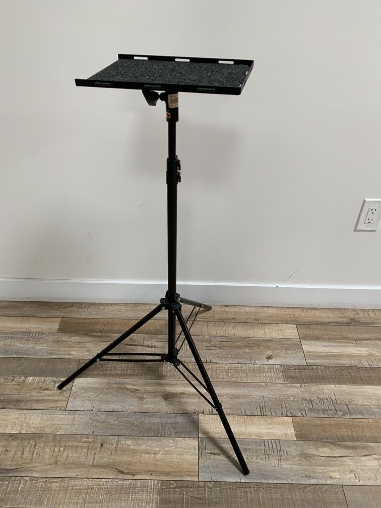 Matthews Monitor Stand II with Projector Tray - Durable and Professional