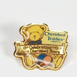 Cherished Teddies CELEBRATING 5 CHERISHED YEARS  Gold TONE PIN. 1(contact info removed).
