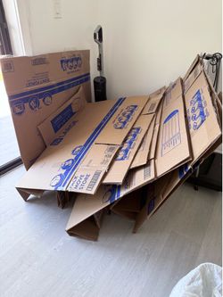 Large moving boxes for FREE