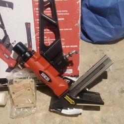 Flooring Nailer