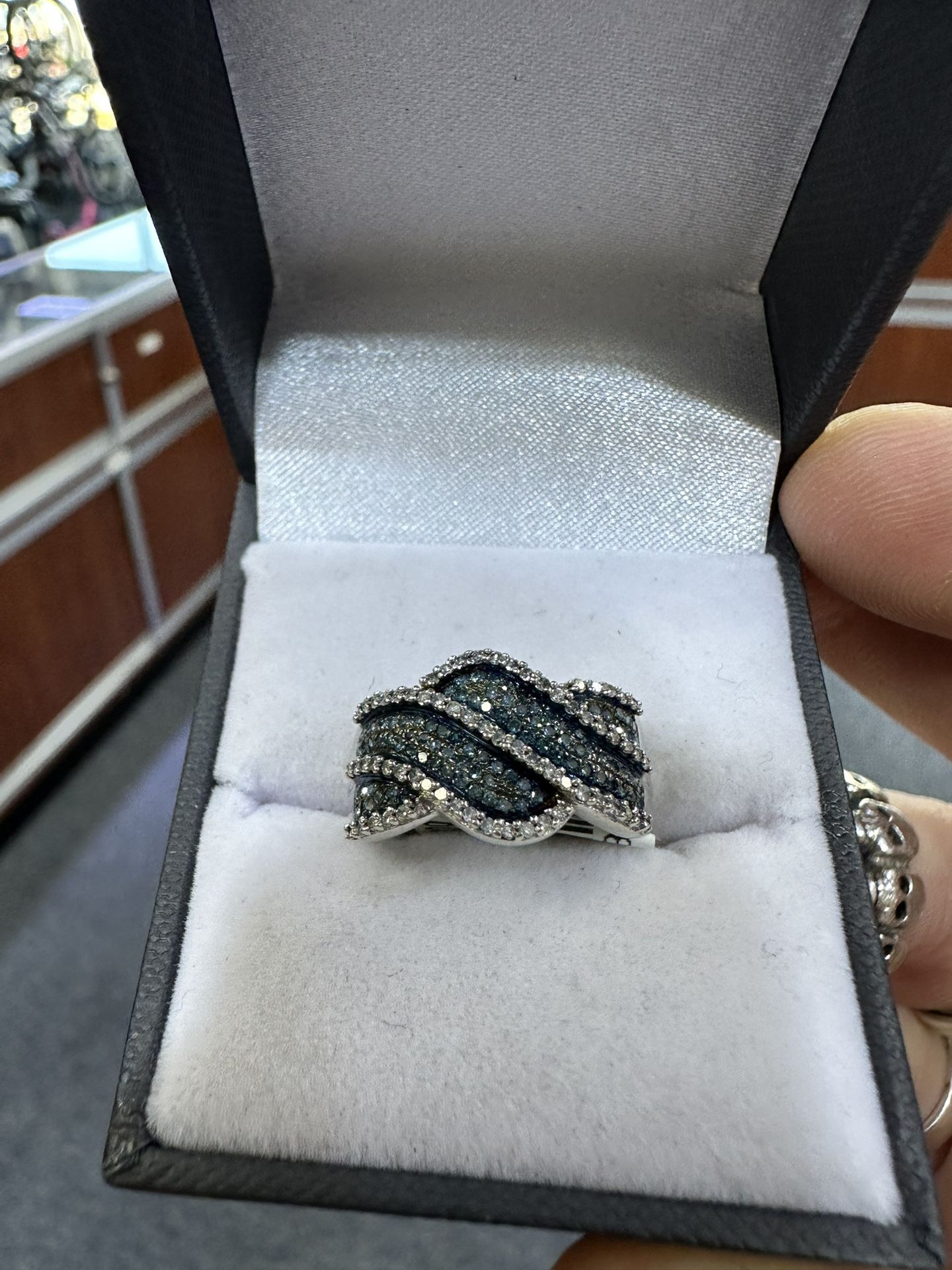 10kt Blue Diamond Ring