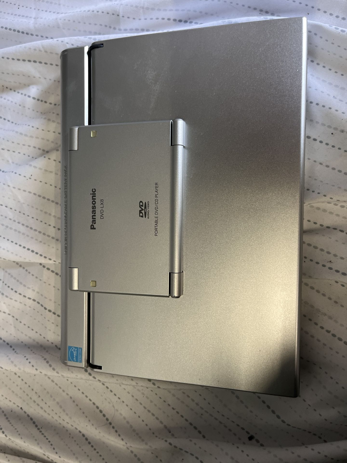 Panasonic Portable DVD Player - Made in Japan - VGC (DVD-LX8)
