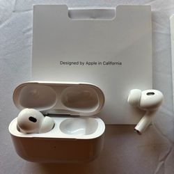 AirPods Pro 2 (2nd Generation With USB-C WireLess Charging Case)