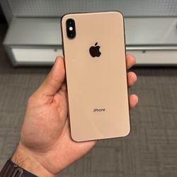 Apple iPhone XS MAX / Unlocked 