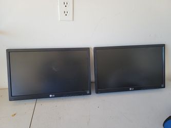 Monitors And Keyboard