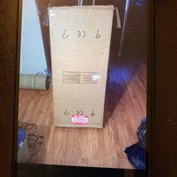 Guitar Shipping Box With Bubble Wrap