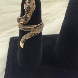 14 karat Gold Snake Ring