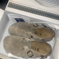 Birkenstock Men’s Size 8 Taupe 