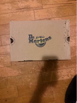 Dr. Martens color bone, W size 9