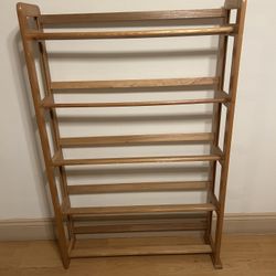 Wood Shoe Racks / Zapateros de Madera 
