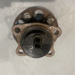 2010-2016 Toyota Prius Rear Bearing And Hub