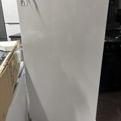 Upright Freezer 15.7cuft