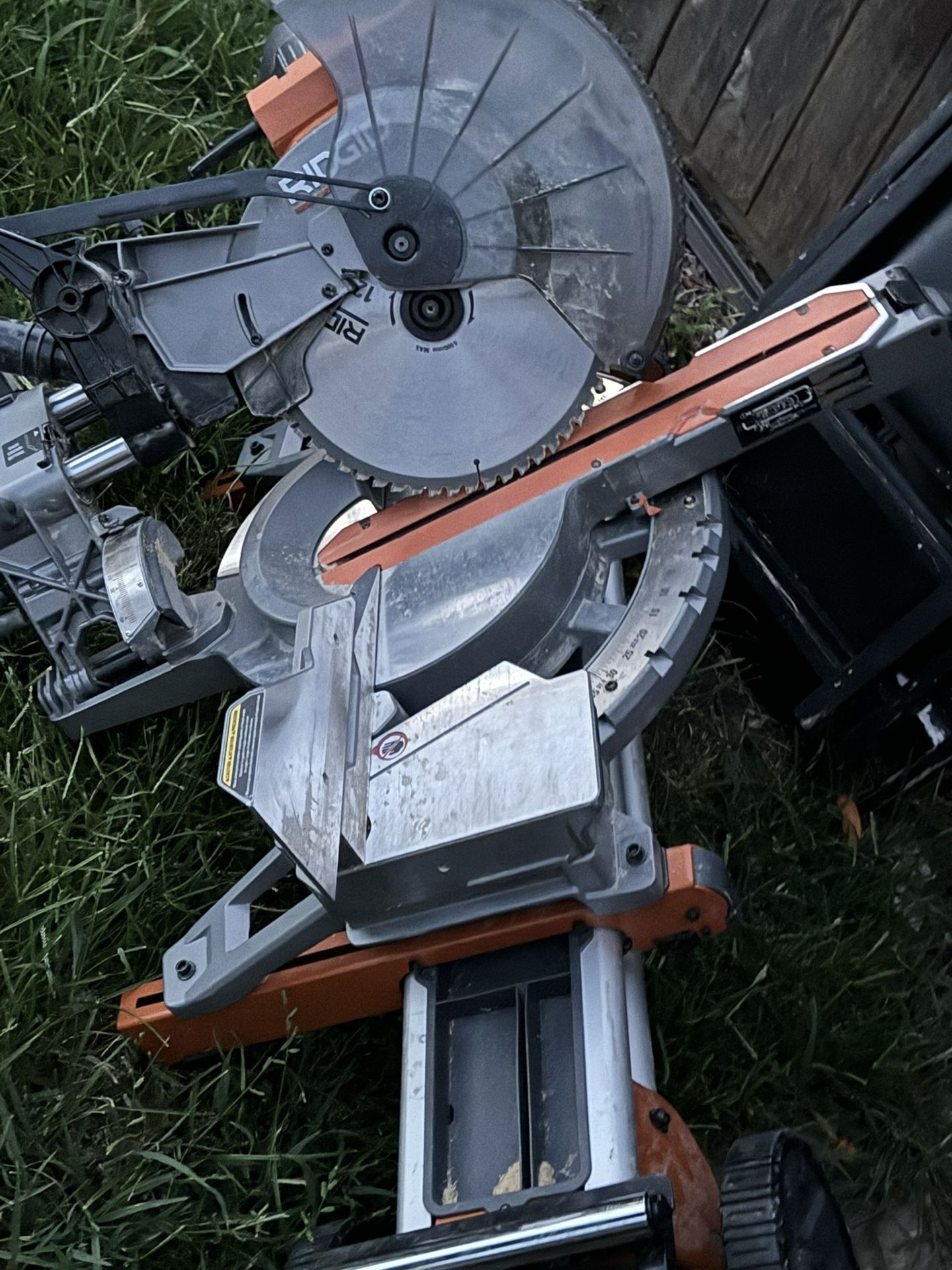 Saw