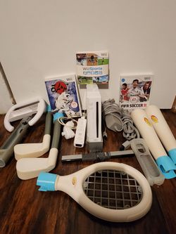 Nintendo Wii Console with games & accessories