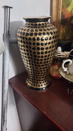 Large Africa Vase