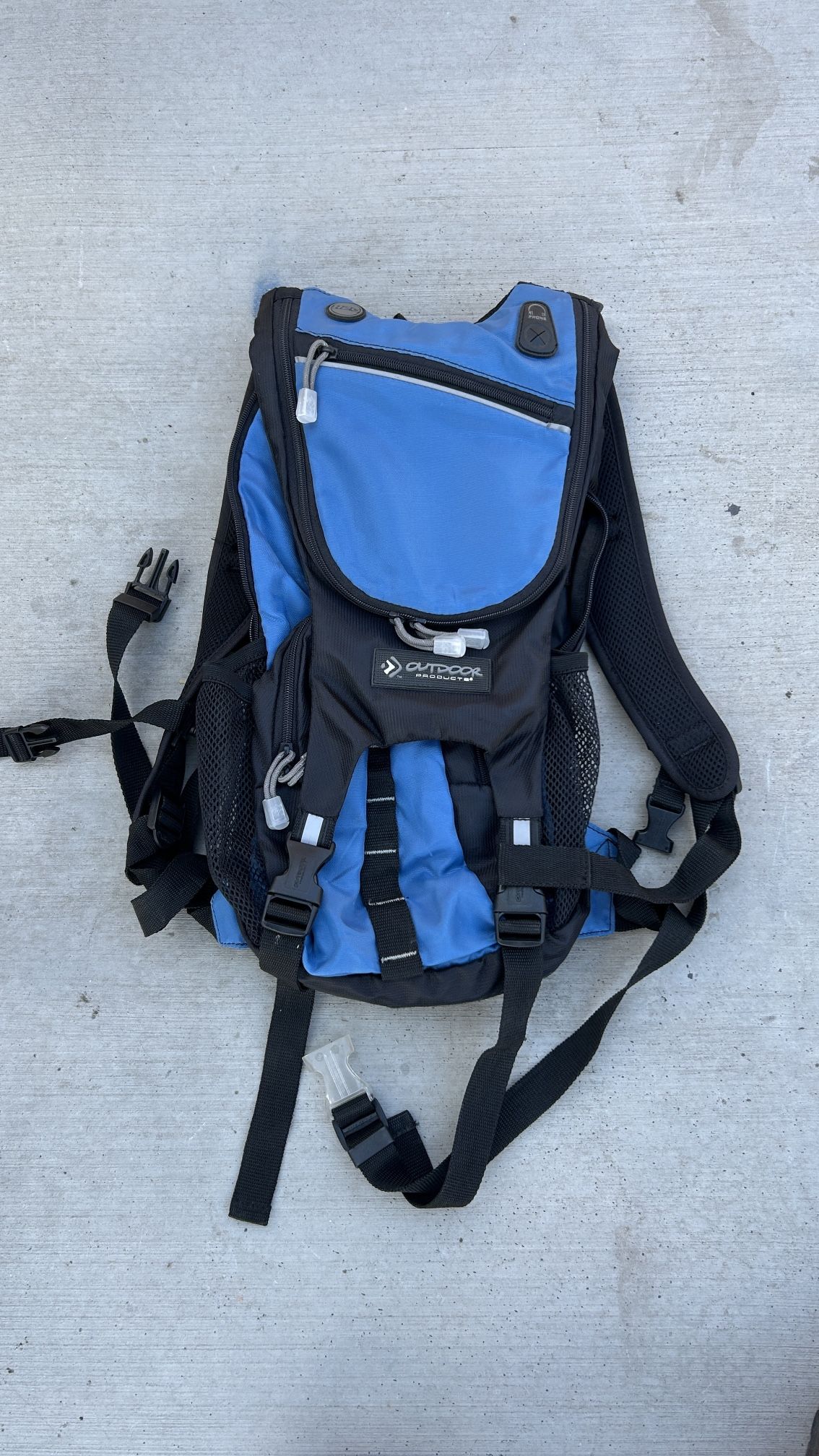 OUTDOOR PRODUCTS H2O BACKPACK, HIKING, CAMPING