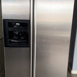 Whirlpool Refrigerator