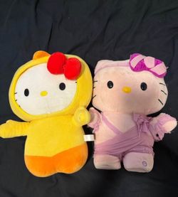 Hello Kitty’s 