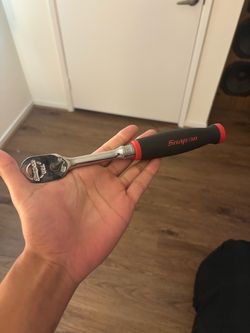 Snap on ratchet