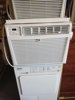 Brand new air conditioner working perfect condition