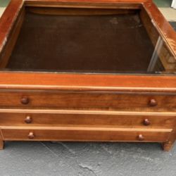 Map/display/coffee table