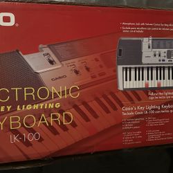 Casio Electronic Keyboard 
