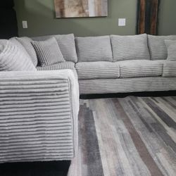 New Flavor!! Limited Edition! 🚨 Brand New Byers Market Ghost Grey Full Length Mink 2pc Sectionals