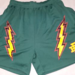 Eric Emmanuel Shorts Size Med 