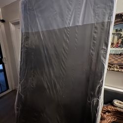 Free E. KING BIXSRPINGS