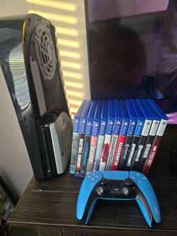 PS5 Disc Edition 1TB + Controller & 13 Games. (No Plates)