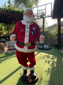 Electric Dancing Santa
