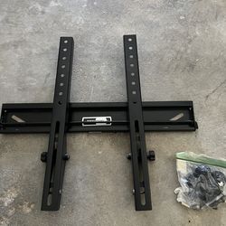 Omni 26-42'' TV Wall Mount Screen(Fixed/Tilt)Max Weight 60 lb