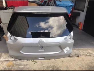 Nissan Rogue 2017-20 Back Door Liftgate 9001A-9TG0B
