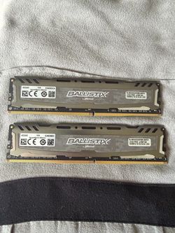 Crucial Ballistix 16GB DDR4 3200MHz RAM Kit