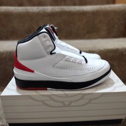 Jordan 2 Retro...(Og Chicago)