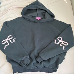 Edikted and forever 21 sweaters