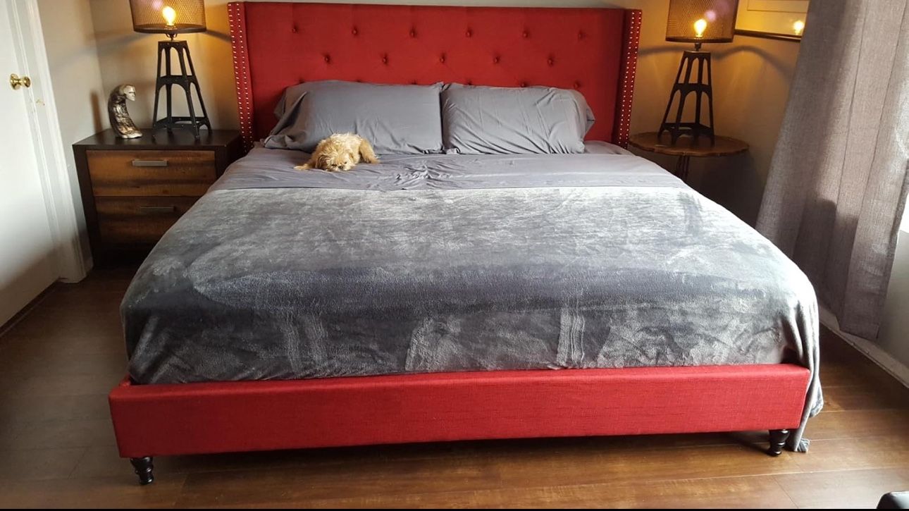 King Bed With 14 Inch Hybrid Mattress