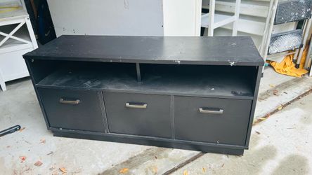 Tv table