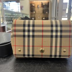 Burberry Purse 