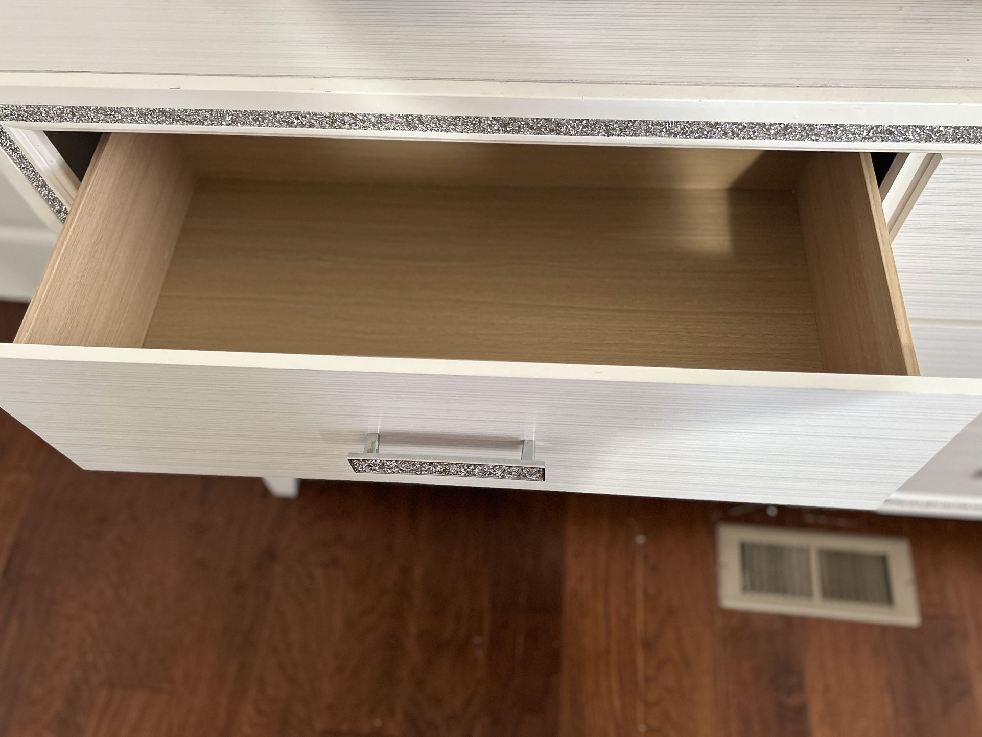 green emerald velvet dress Pearl White Metallic Finish Dresser 1Pc 9 Drawers Silver Glitter Trim  Modern Bedroom Furniture White Bedroom Contemporary,Glam,Modern Wood