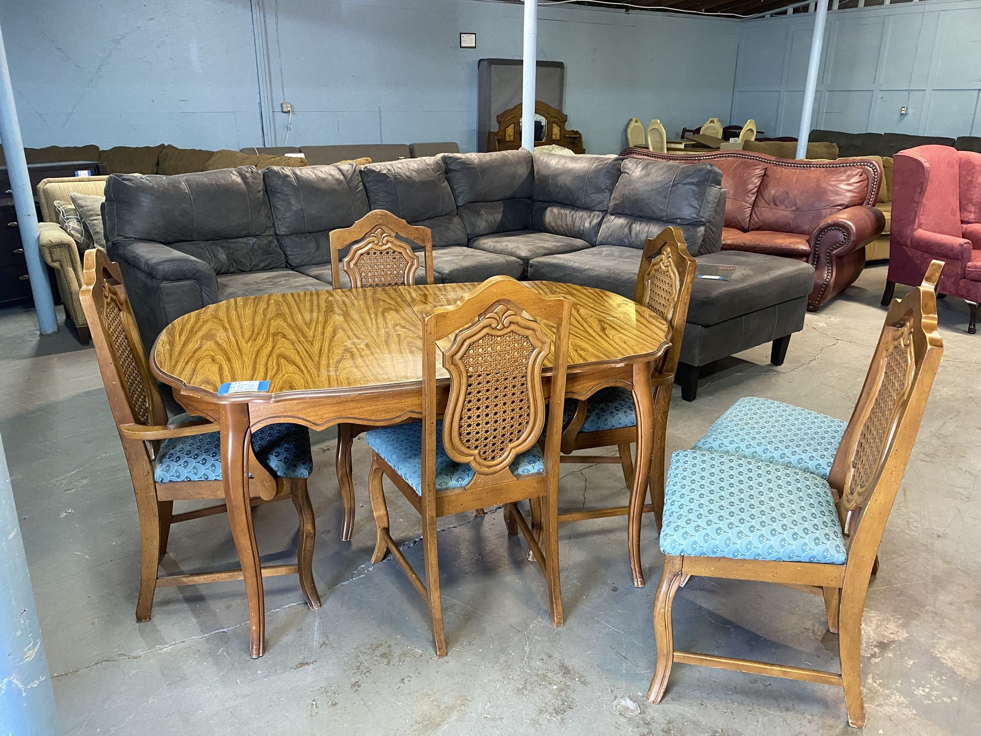 Nice Wooden Dining Table Set with 6 Chairs( delivery available, read details)