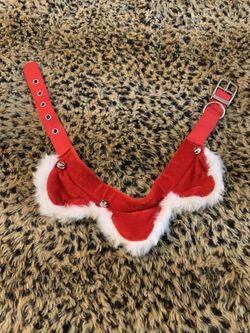 Holiday pet collar