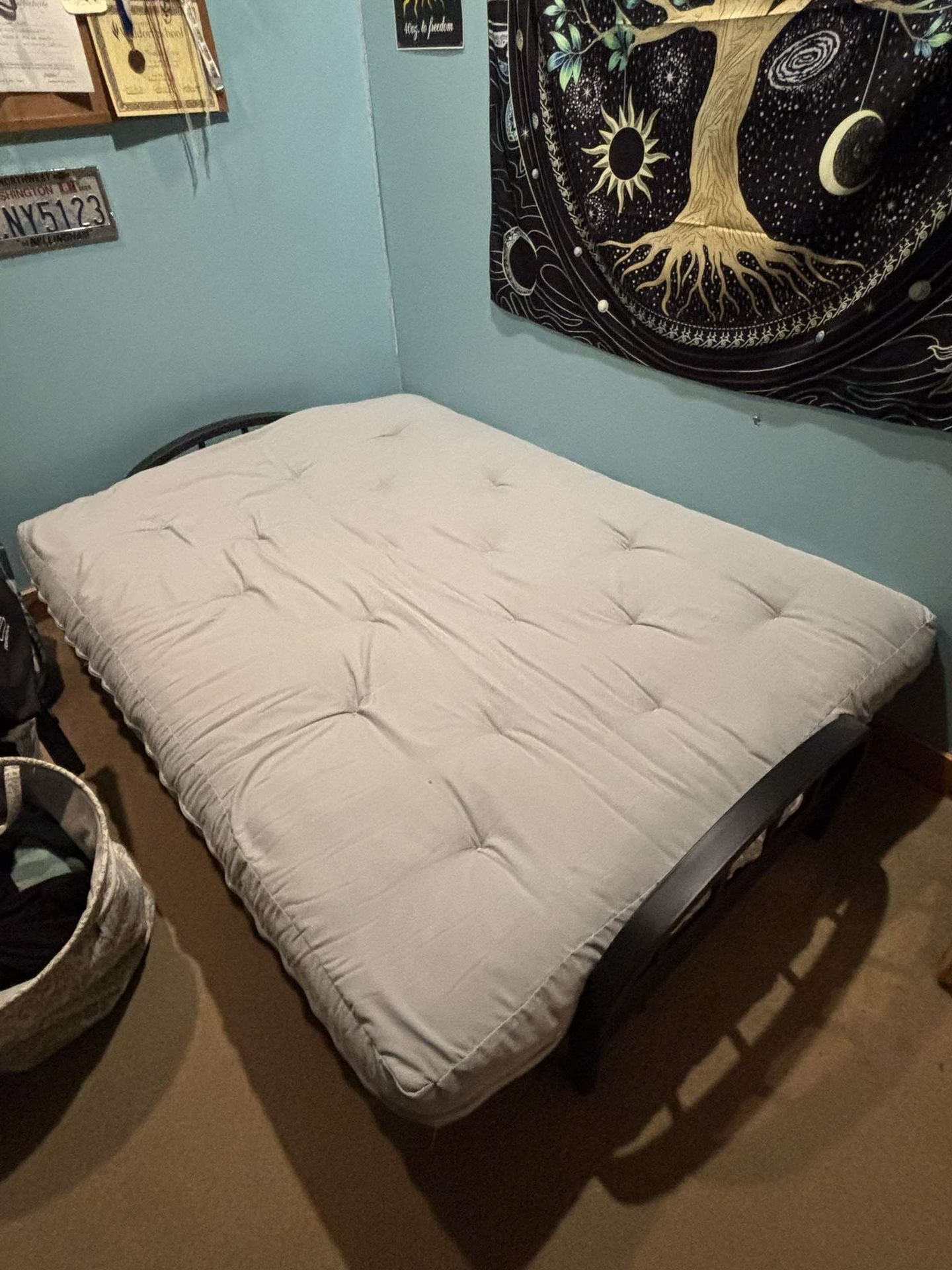 Metal Frame Futon
