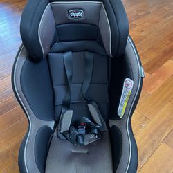Chicco NextFit Car Seat 