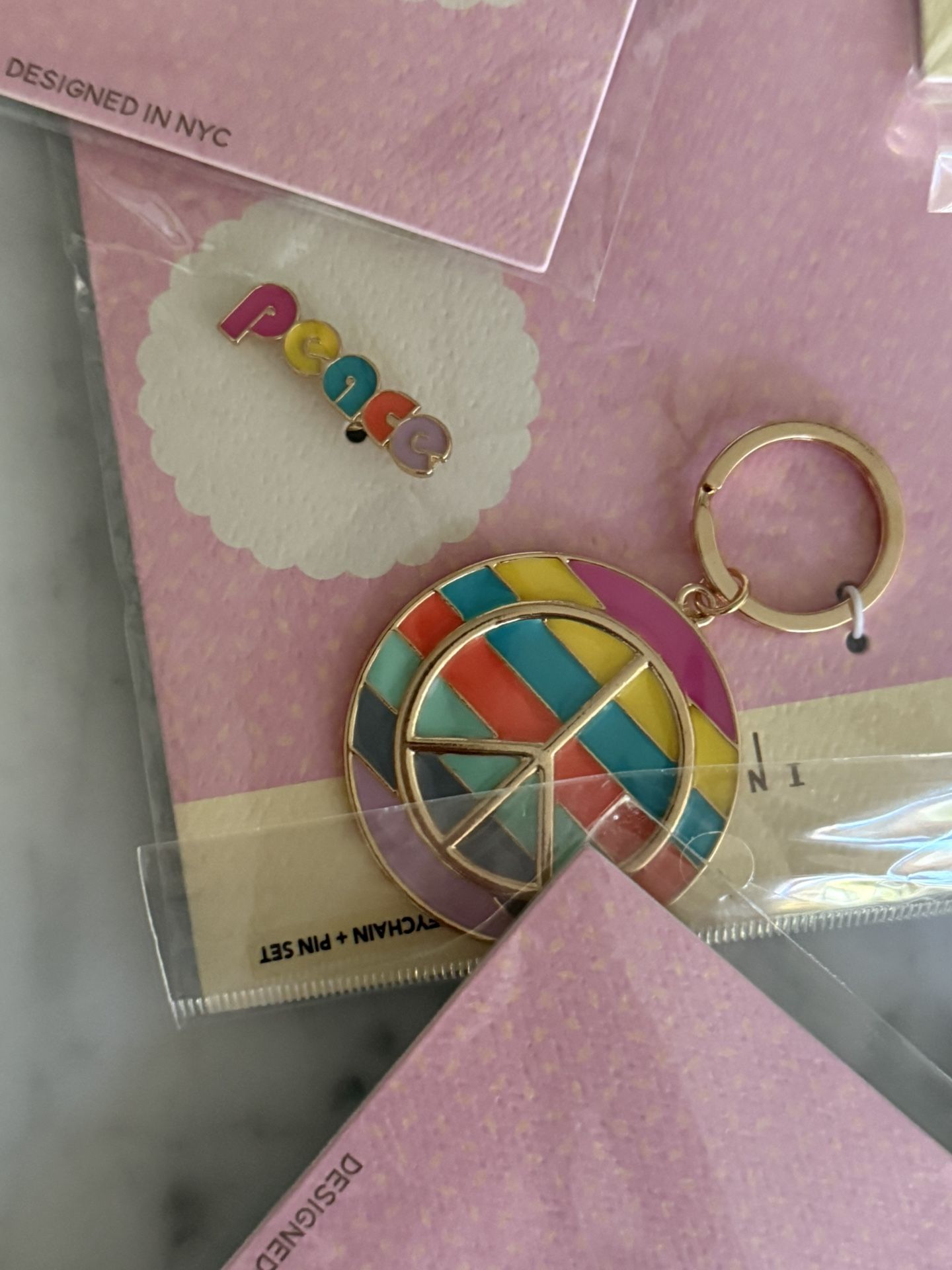 5 Key Chains w Pins New