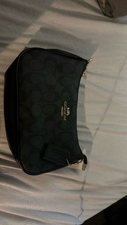 Coach Signature Shoulder Bag Black
